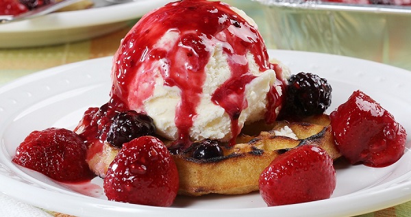 Grilled Waffle Sundaes with Berry Sauce