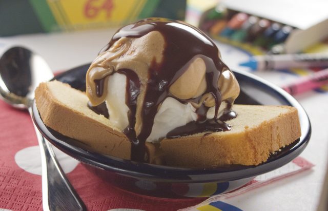 MFTK Peanut Butter Cup Volcanoes
