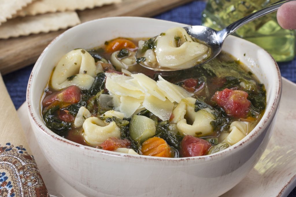 Mediterranean Tortellini Soup