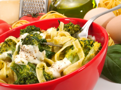 Easy Home Meals logo