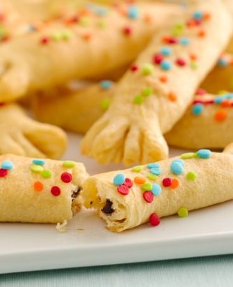 Easy Crescent Party Poppers