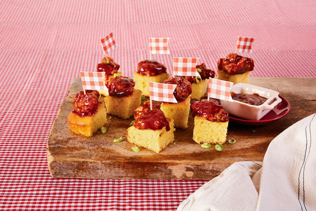 Boneless Chicken and Cornbread Bites - Farm Rich