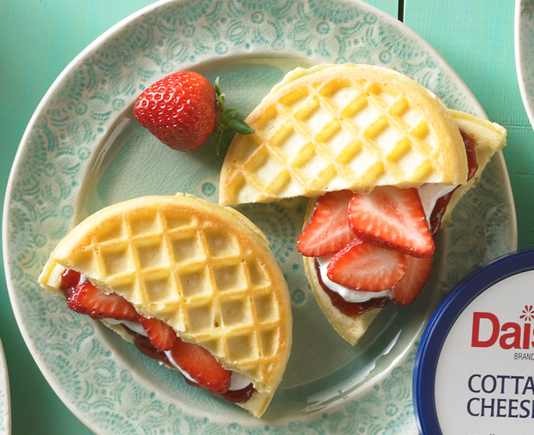 strawberry waffle grilled cheese Easy Home Meals