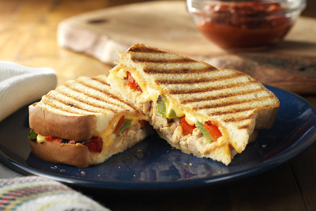 KRAFT Deli Deluxe Southwest Chicken Fajita Panini