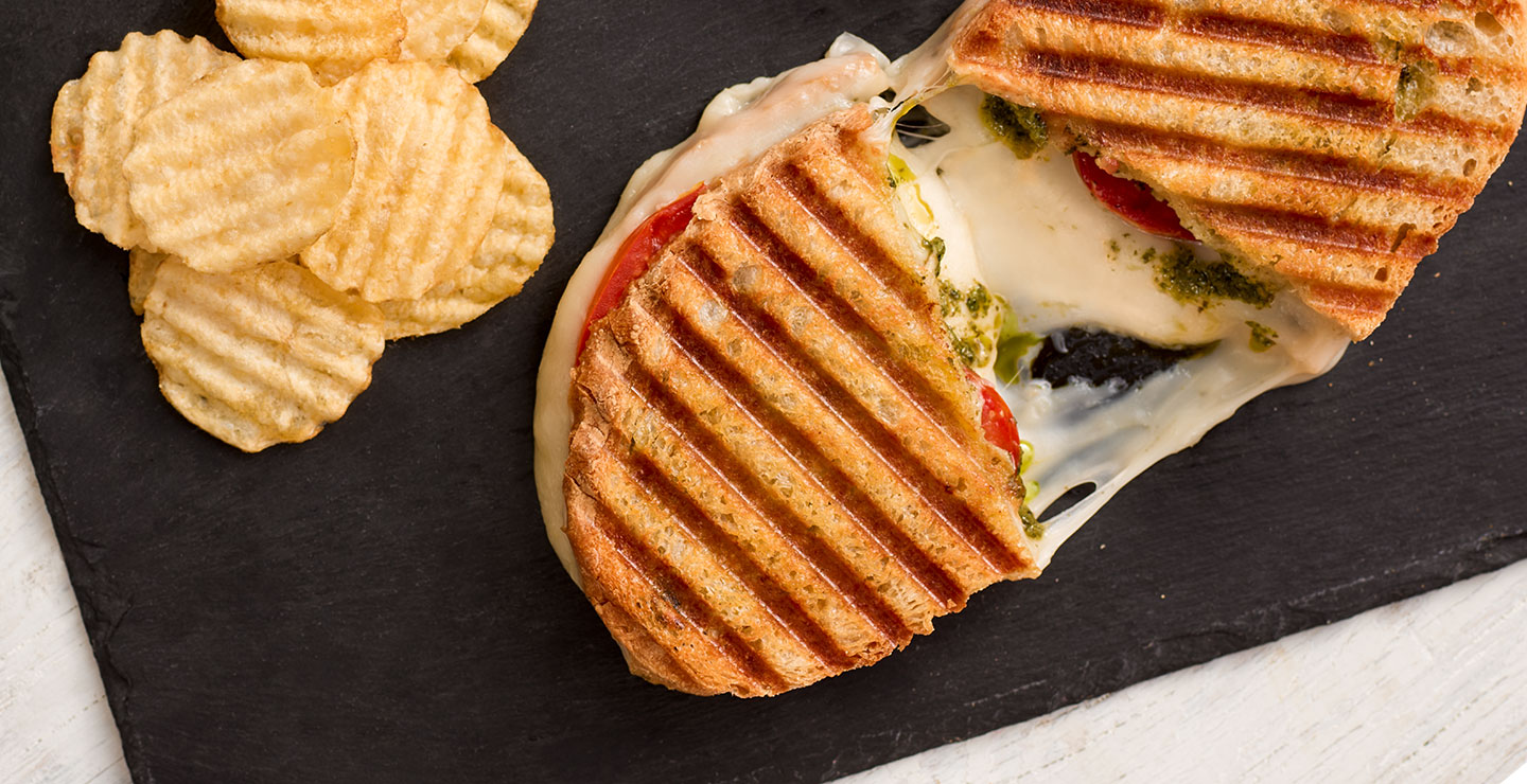 Pesto Mozzarella Panini - Borden® Cheese