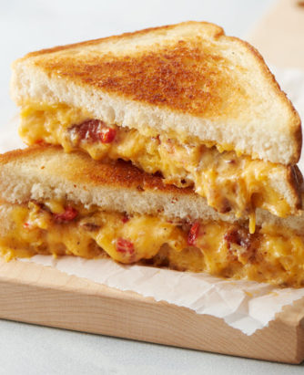 2019_DF_Retail_Bacon & Pimento Cheese Grilled Cheese