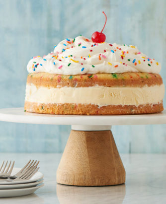 2019_DF_Retail_Ice Cream Celebration Cake