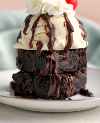 ReddiWip Brownie Sundae