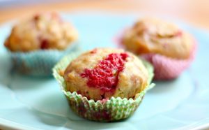 Peanut Butter Raspberry Oatmeal Breakfast Muffins