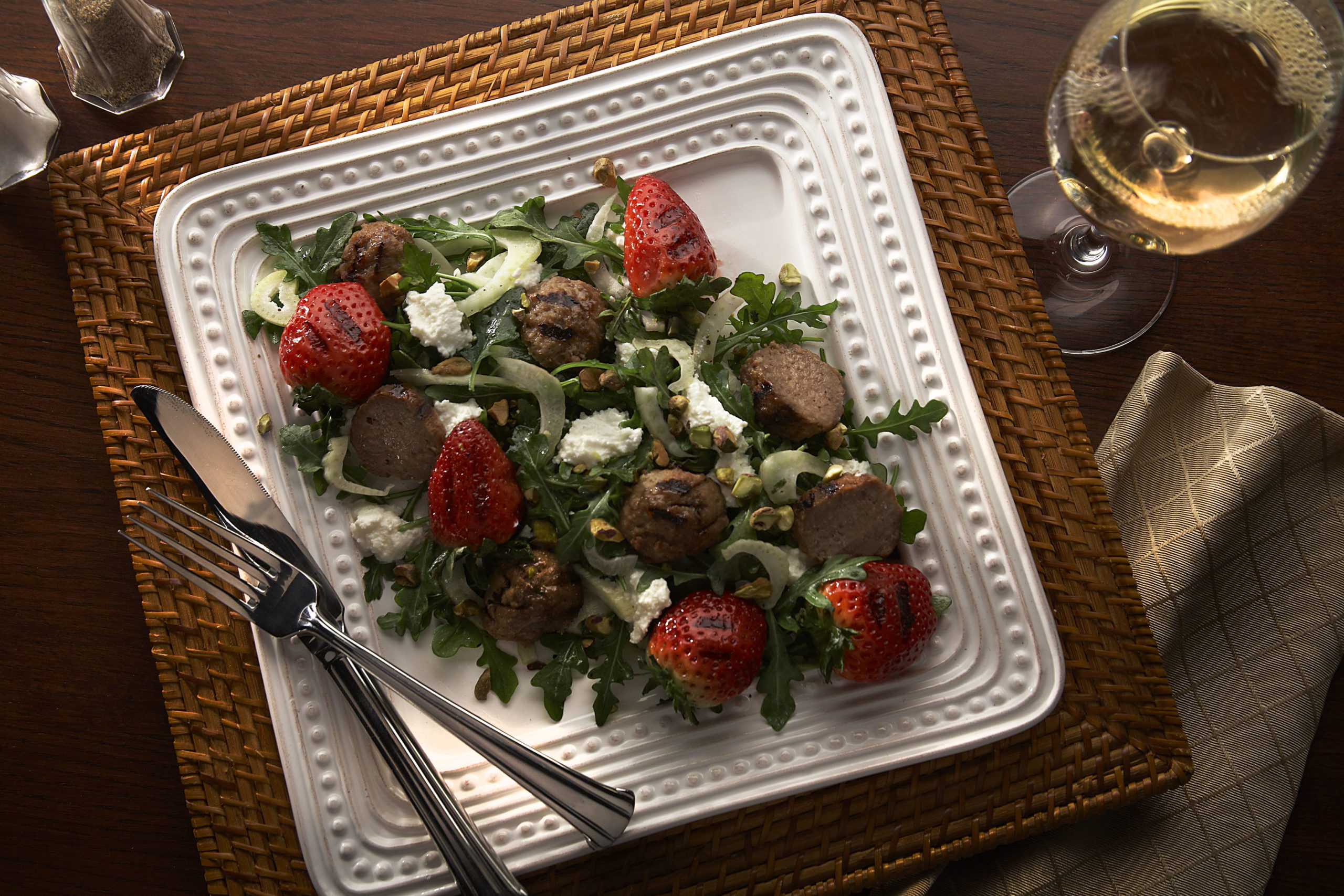 Grilled Meatball, Strawberry, Arugula and Fennel Salad | Easy Home Meals
