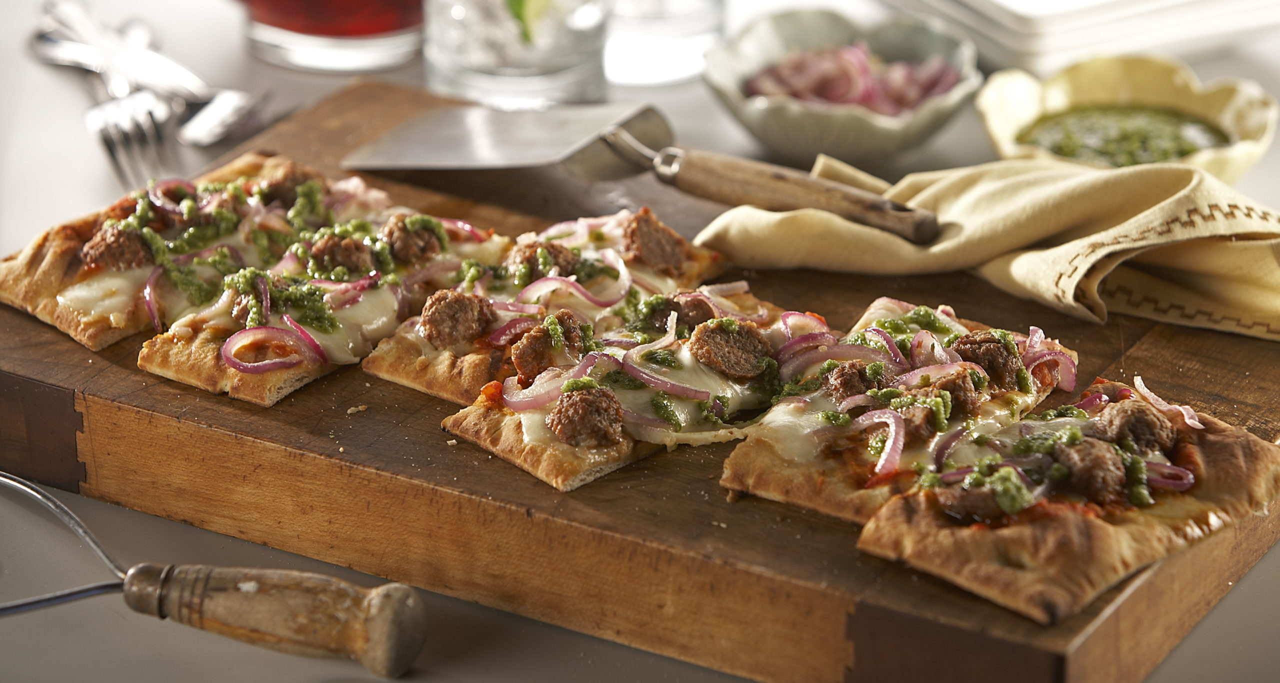 Grilled Meatball, Pesto Flatbread Easy Home Meals