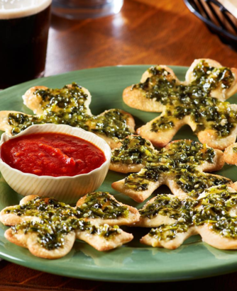 Wewalka Shamrock pesto Bites