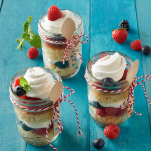 Daisy Lemon Berry Cake Jars