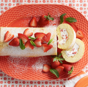 Daisy Strawberry and Cream Roll
