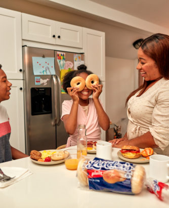 Family with Lender's Bagels