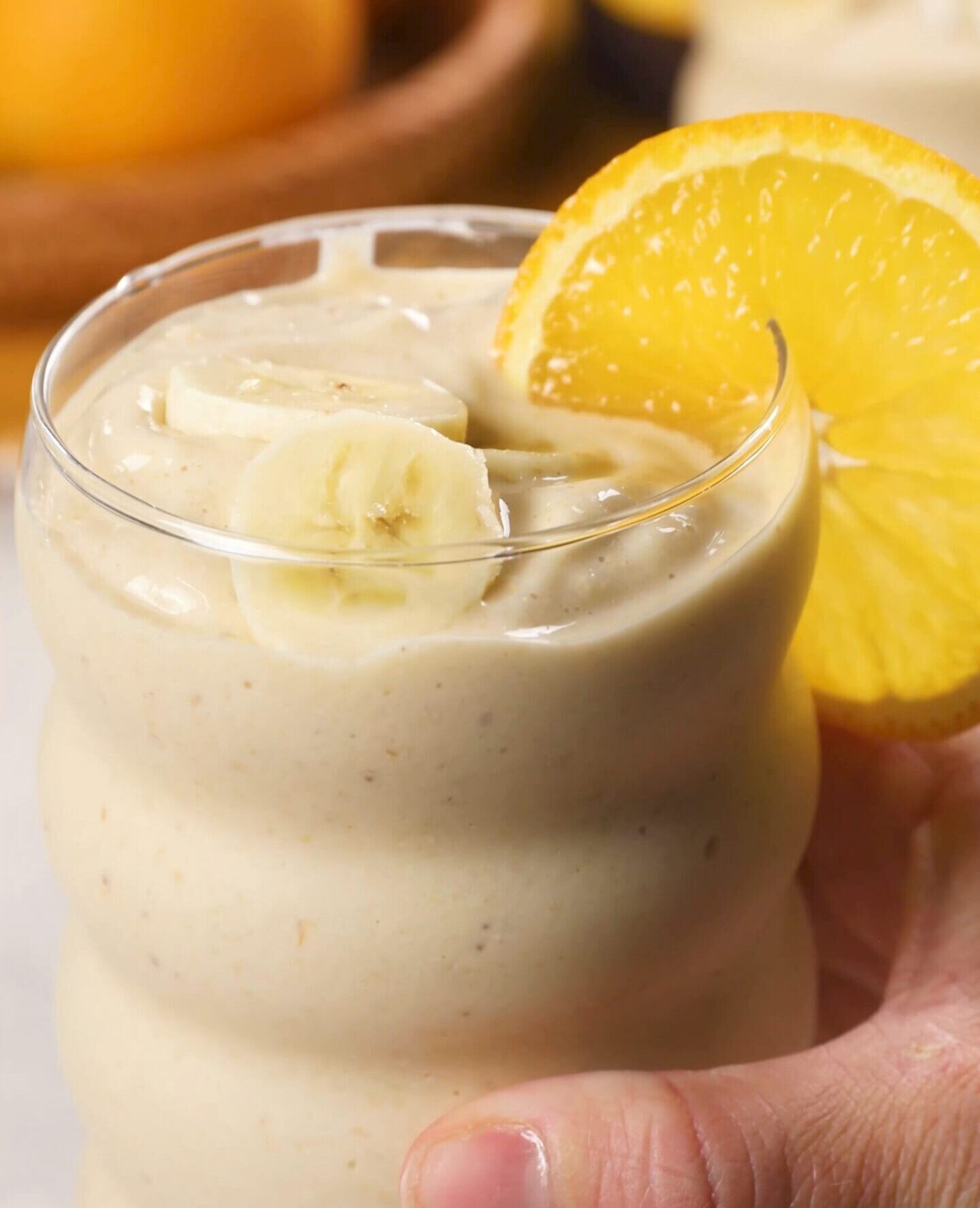 Orange, Banana and Oatmeal Breakfast Smoothie | Easy Home Meals