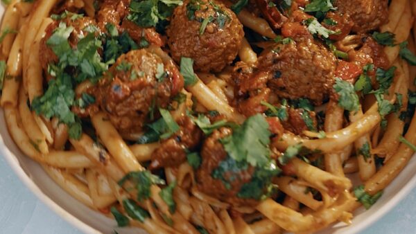Chili Pepper Cooks Spicy Coconut Meatball Pasta
