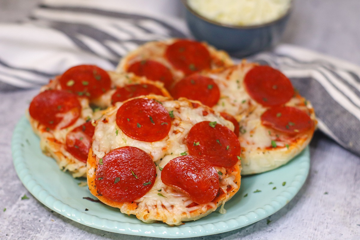 Kermillia Air Fryer Pizza Bagels