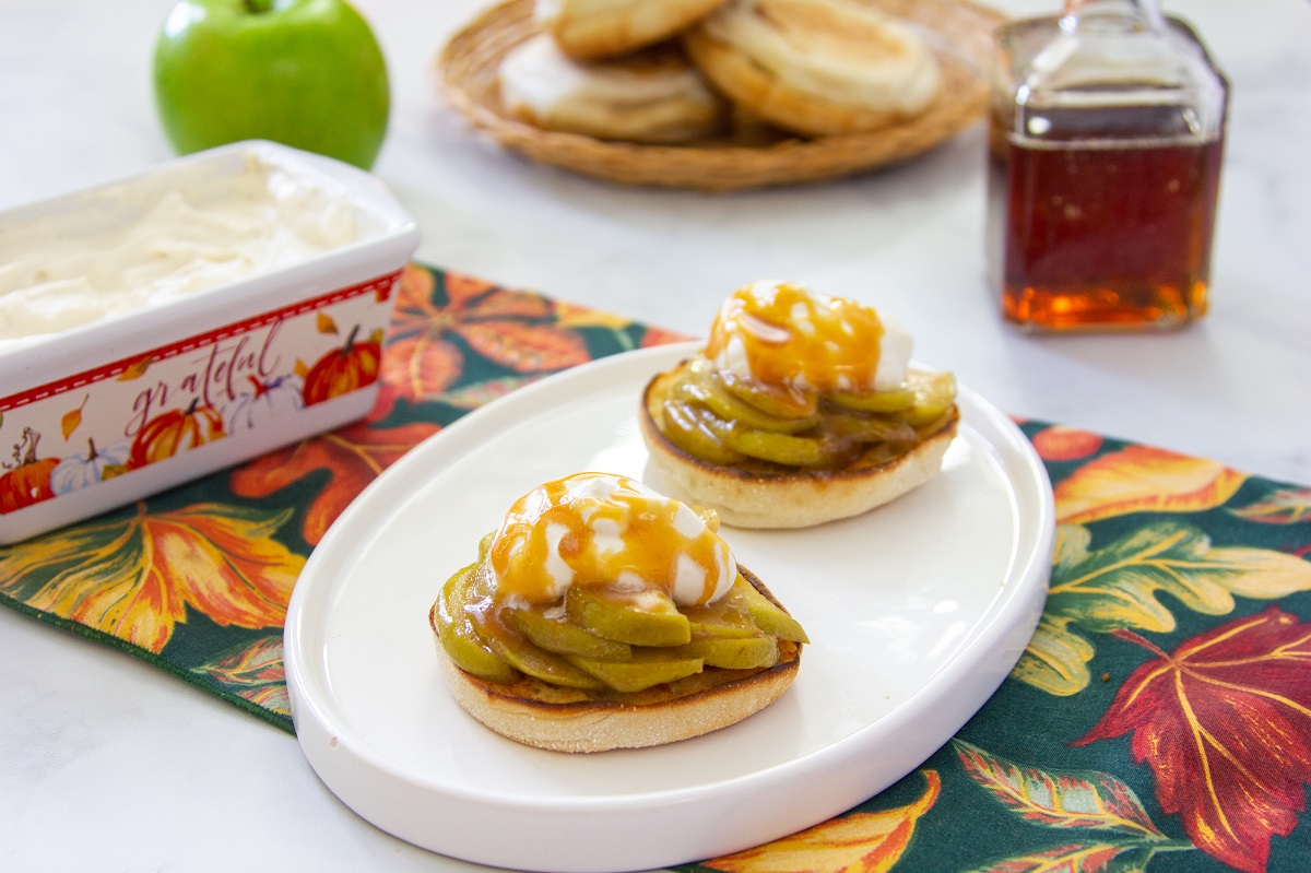 Silvia Caramel Apple Delights