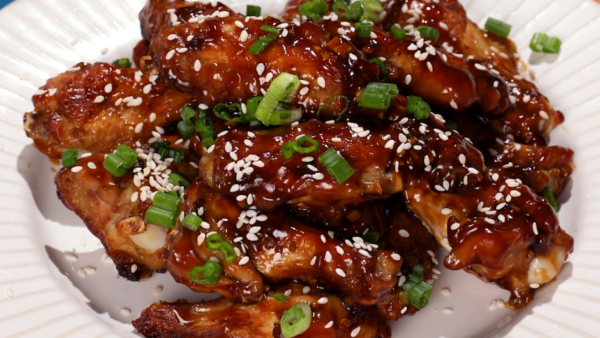 Tangy chicken wings on a plate